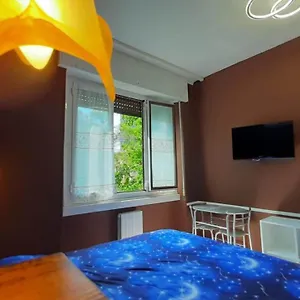 https://vialetto-v-pastro-10.it-lombardy.com