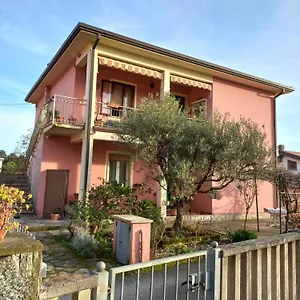 https://affittacamere-laurora.hotelitalianriviera.com