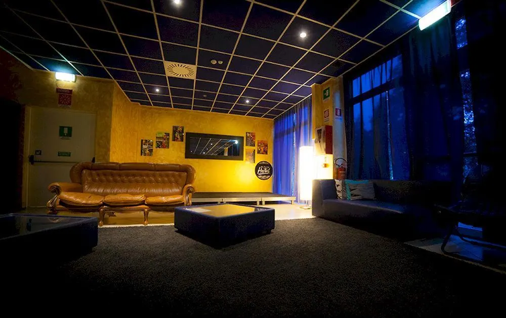 New Generation Hostel Chic Sempione Milan