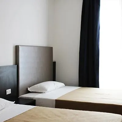 New Generation Hostel Chic Sempione Milán Itálie