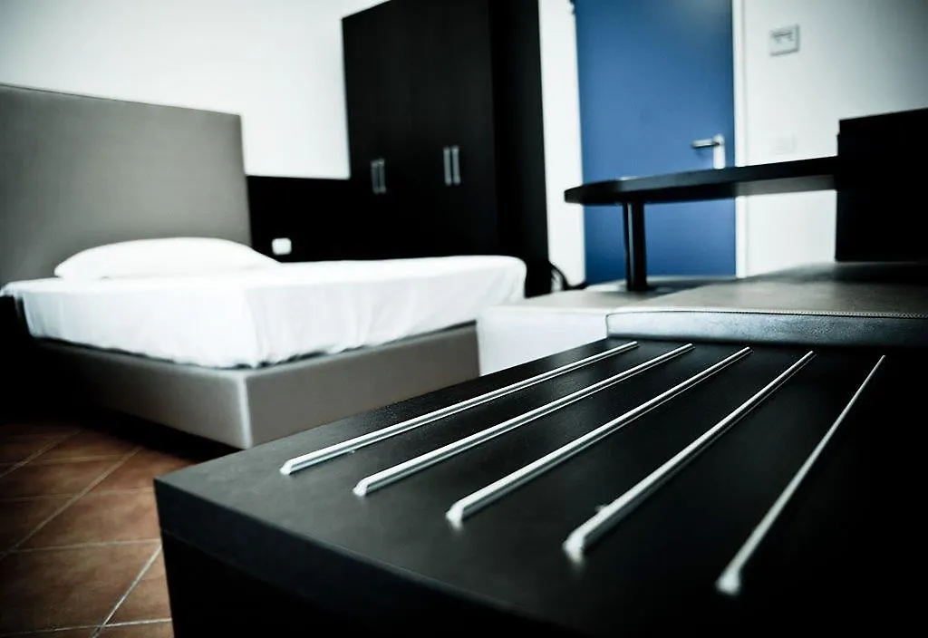 New Generation Hostel Chic Sempione Milán